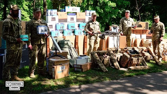 Передача техніки ЗСУ для розмінування
